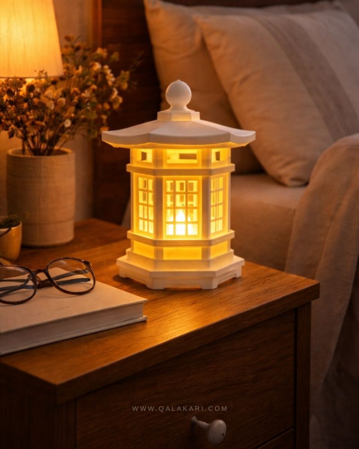 鉄製 灯籠 台付き 高さ39cm 和風 キャンドルホルダー インテリア 寺院風 Japanese-Pagoda-Tealight-